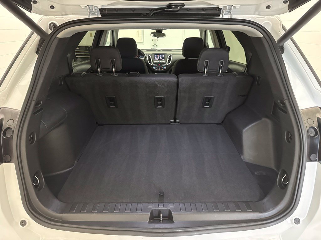 Used 2020 Chevrolet Equinox LT w/ Driver Convenience Package AWD/4WD image 6
