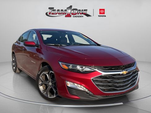 Used 2024 Chevrolet Malibu LT image 1