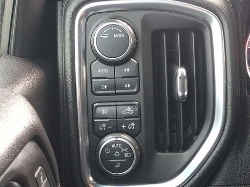 Used 2020 Chevrolet Silverado 1500 RST image 23