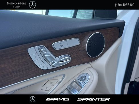 Used 2022 Mercedes-Benz GLC 300 4MATIC image 13