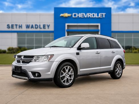 Used 2012 Dodge Journey SXT w/ Popular Equipment Group FWD image 3