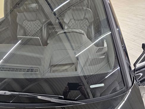 Used 2018 Audi SQ5 Prestige w/ Prestige Package image 47