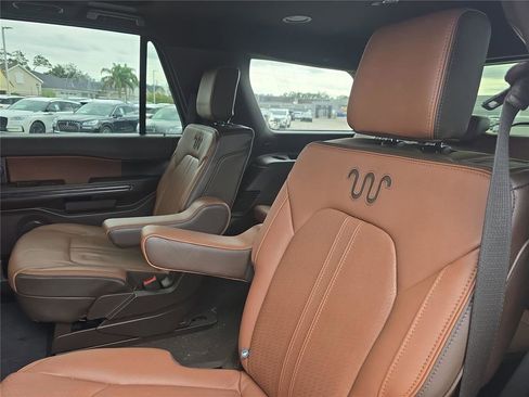 Used 2022 Ford Expedition King Ranch image 13