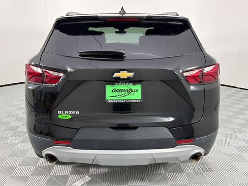 Used 2022 Chevrolet Blazer LT w/ Sound & Technology Package FWD image 10