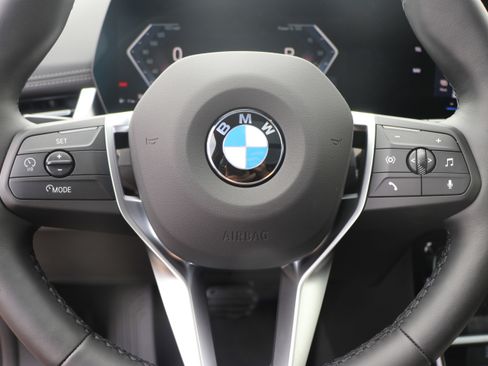 Certified 2025 BMW X1 xDrive28i w/ Technology Package image 17