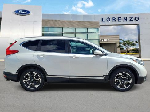 Used 2017 Honda CR-V Touring image 4