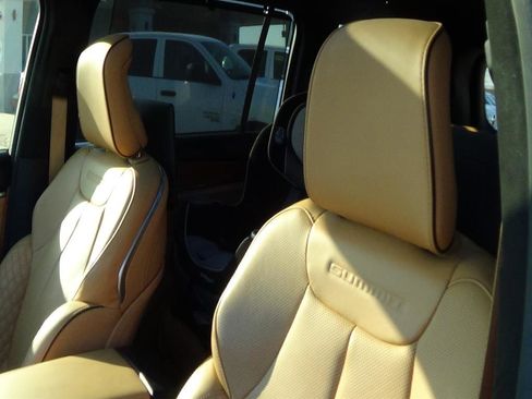 Certified 2024 Jeep Grand Cherokee L Summit image 19