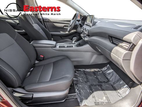 Used 2024 Nissan Sentra SV w/ All-Weather Package FWD image 22