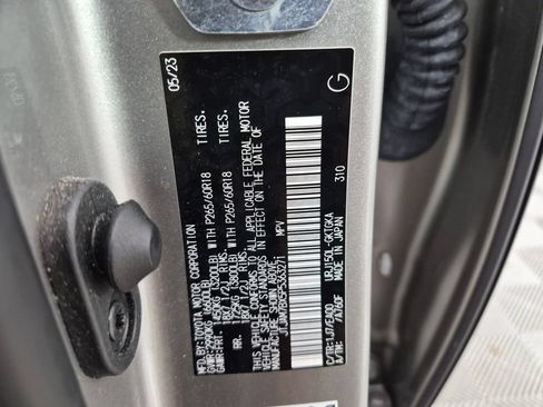 Used 2023 Lexus GX 460 Premium w/ Premium Plus Package AWD/4WD image 33