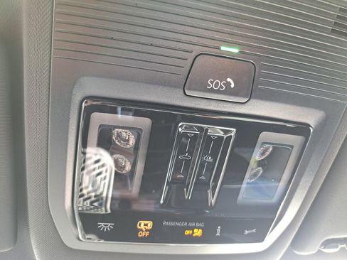 New 2026 Volkswagen Atlas Cross Sport SEL Premium R-Line image 15