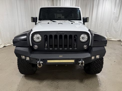 Used 2017 Jeep Wrangler Unlimited Sport w/ Connectivity Group image 2