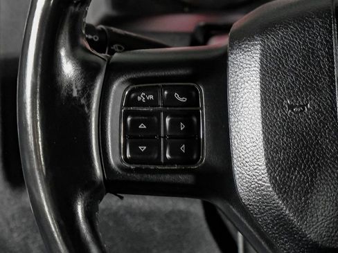 Used 2018 RAM 2500 Big Horn w/ Sport Appearance Group AWD/4WD image 17