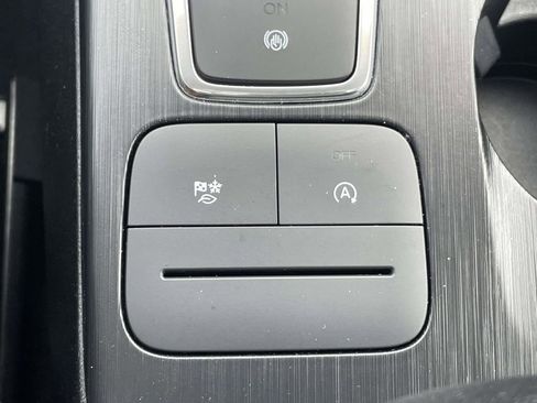 Used 2022 Ford Escape SEL w/ Technology Package image 32