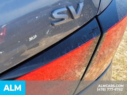 Used 2024 Nissan Altima 2.5 SV image 10