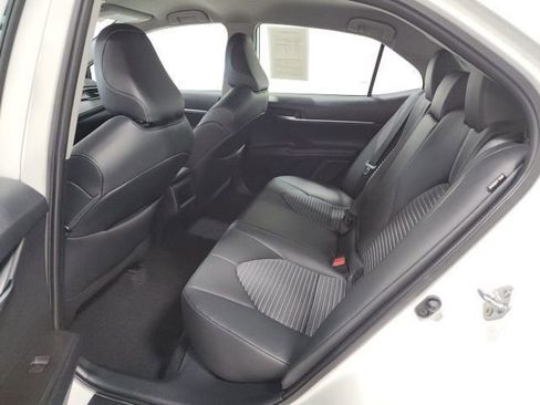 Certified 2023 Toyota Camry SE FWD image 18