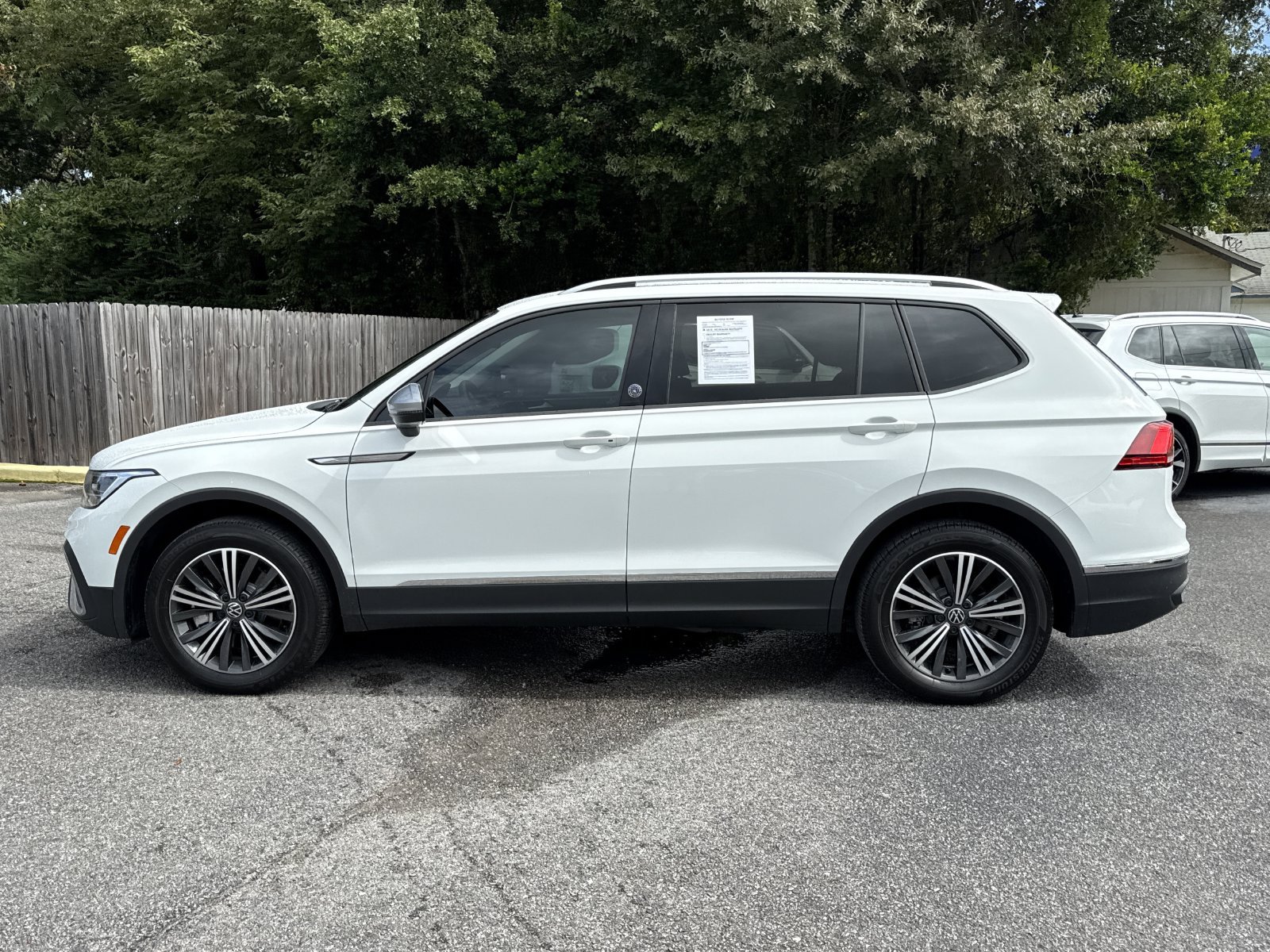 Used 2024 Volkswagen Tiguan Wolfsburg Edition FWD image 2