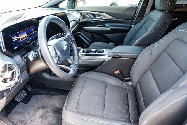 Used 2025 Chevrolet Equinox EV LT FWD image 20