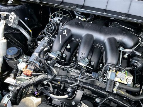 New 2026 Nissan Pathfinder SV image 17