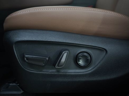 Used 2026 Toyota Grand Highlander Platinum image 23