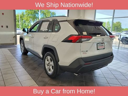 Used 2021 Toyota RAV4 XLE AWD/4WD image 7