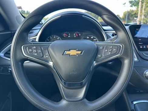 Used 2023 Chevrolet Malibu LT FWD image 26