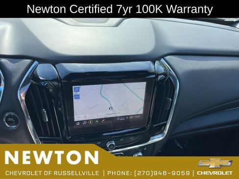 Used 2023 Chevrolet Traverse Premier AWD/4WD image 12
