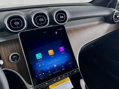 New 2026 Mercedes-Benz GLC 300 4MATIC image 19