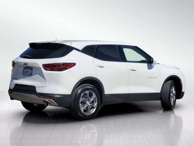 Used 2023 Chevrolet Blazer LT FWD image 4