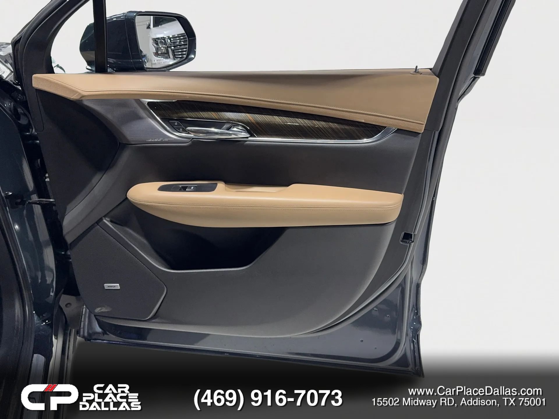 Used 2020 Cadillac XT6 Premium Luxury w/ Platinum Package AWD/4WD image 30