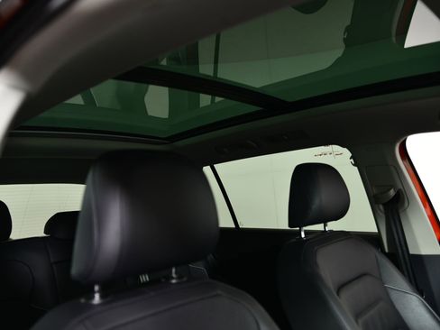 Used 2019 Volkswagen Tiguan S image 14