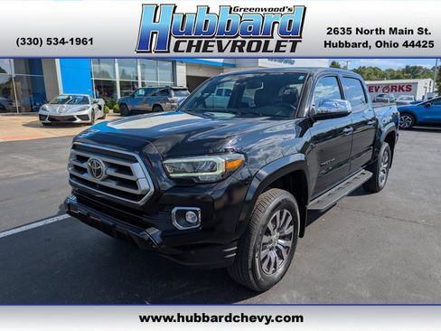 Used 2022 Toyota Tacoma Limited image 1