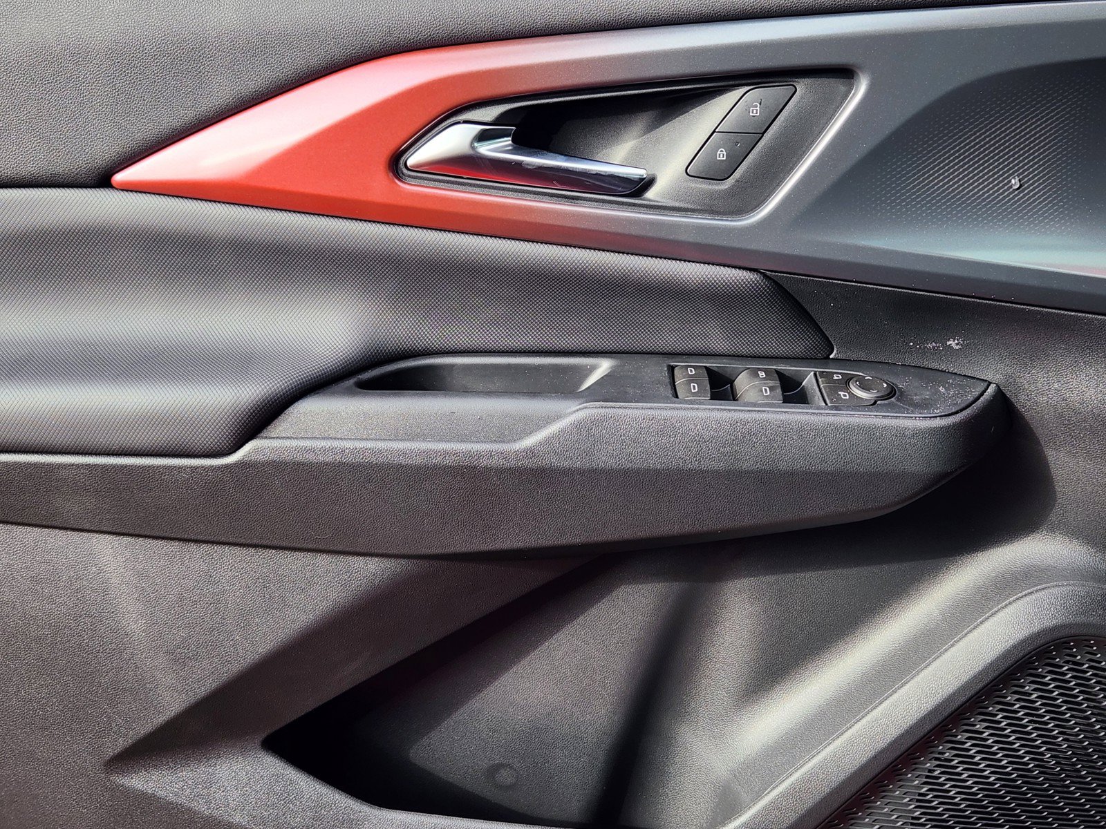 New 2026 Chevrolet Equinox EV RS FWD image 17