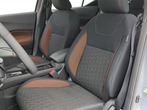 Certified 2023 Nissan Kicks SR image 14