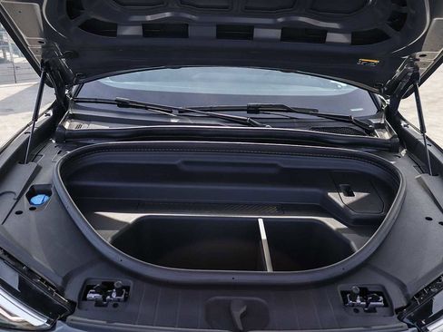 Used 2025 Audi Q6 e-tron Premium w/ Convenience Package image 37