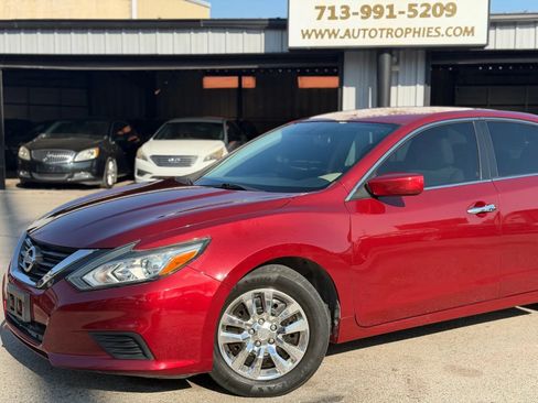 Used 2017 Nissan Altima 2.5 S w/ Power Driver Seat Package FWD image 29