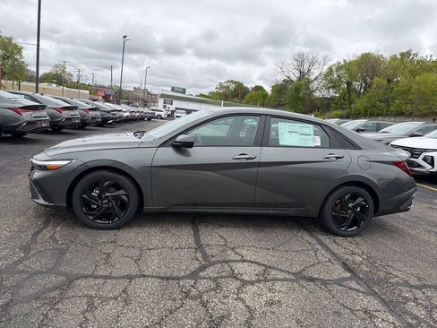 New 2026 Hyundai Elantra Sport FWD image 4