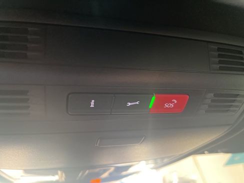 Used 2023 Volkswagen Arteon SEL image 30