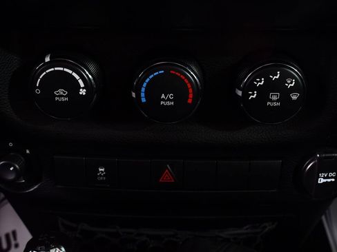 Used 2012 Jeep Wrangler Sport image 28