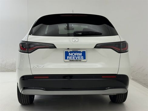 New 2026 Honda HR-V EX-L image 9