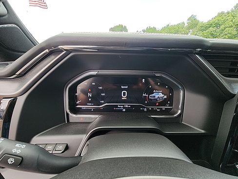 Used 2024 GMC Sierra 1500 AT4X image 18