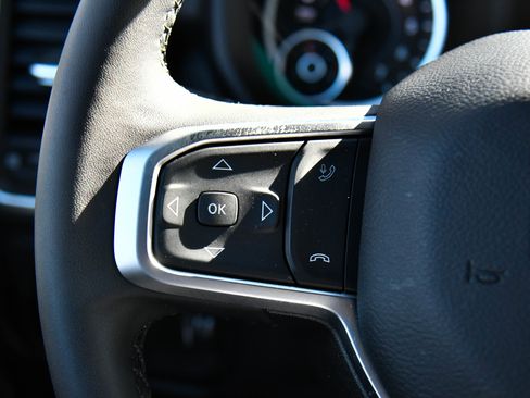 Used 2025 RAM 2500 Big Horn image 32