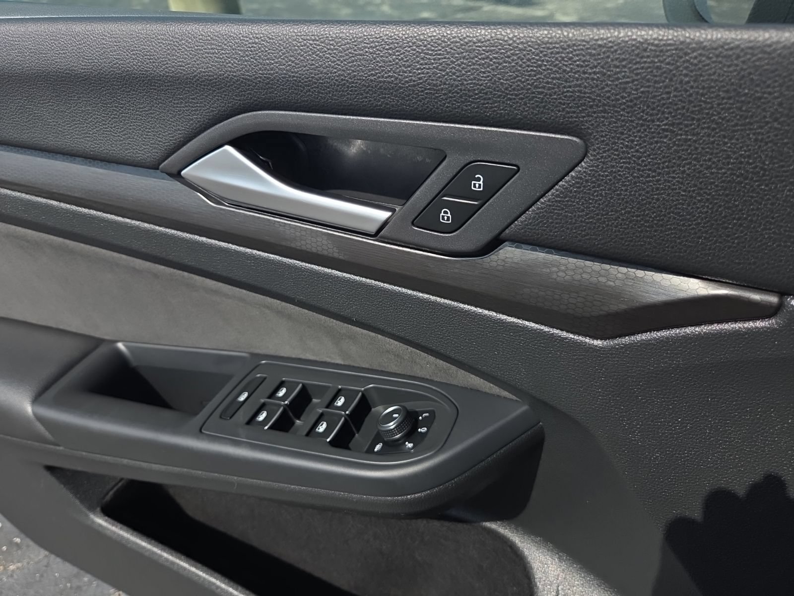Certified 2024 Volkswagen GTI S FWD image 19
