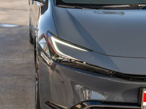 New 2026 Toyota Prius Limited image 4