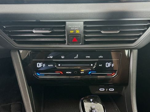 Used 2025 Volkswagen Jetta S image 23