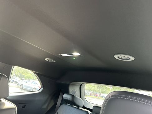 New 2025 Buick Enclave Sport Touring w/ Power Package image 19