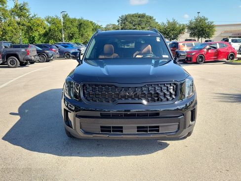Certified 2025 Kia Telluride EX X-Line AWD/4WD image 2