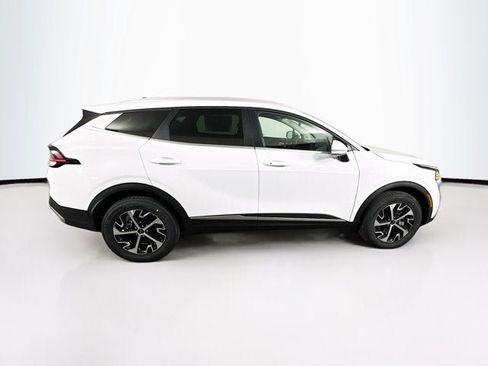 Used 2025 Kia Sportage EX AWD/4WD image 4
