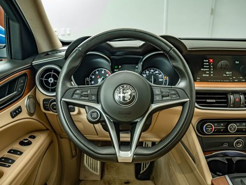 Used 2019 Alfa Romeo Stelvio Ti Lusso w/ Quick Order Package 22X Lusso AWD/4WD image 24