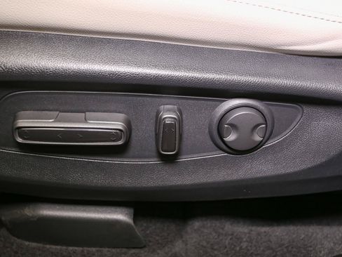 Used 2025 Honda CR-V EX-L image 40