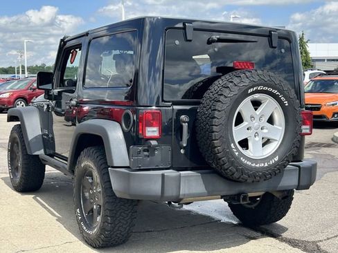 Used 2017 Jeep Wrangler Sport w/ Quick Order Package 24S AWD/4WD image 5